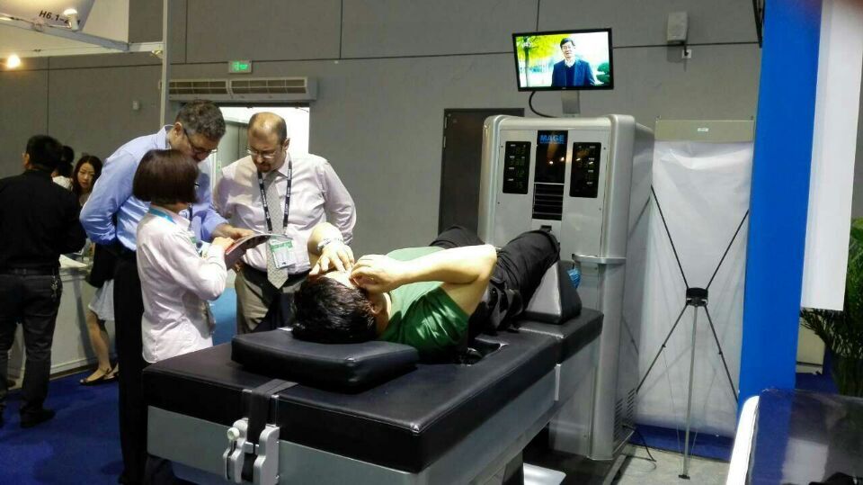 外國友人關注非手術脊柱減壓系統(tǒng)