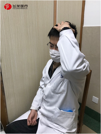 按摩百會(huì)穴